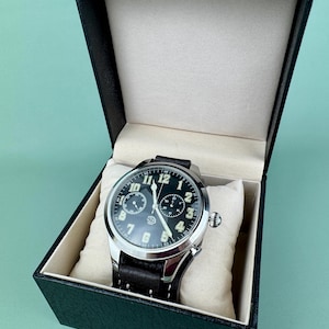 Soviet Chronograph SLAVA Wristwatch men watch 2Chz Big watch image 1