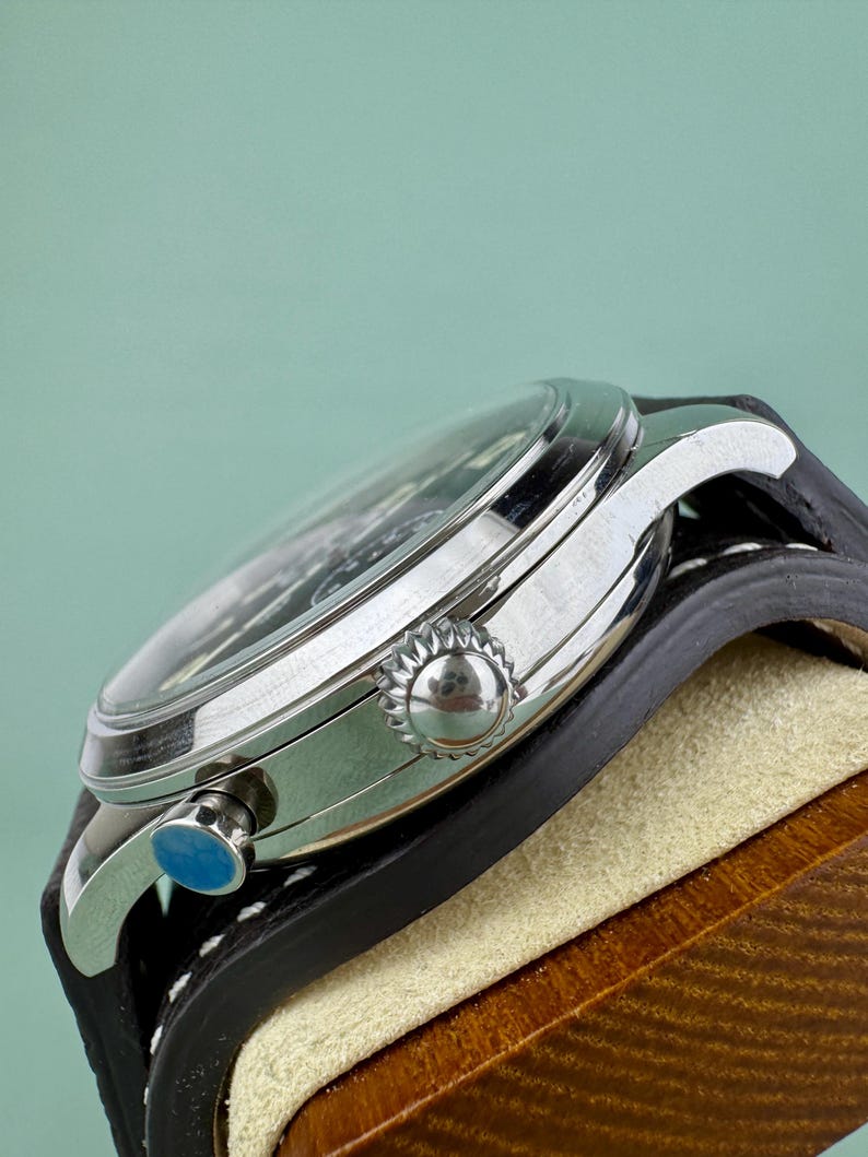 Soviet Chronograph SLAVA Wristwatch men watch 2Chz Big watch image 5