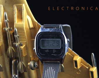 Vintage Vintage Armbanduhr ELECTRONICA Quarz Digitaluhr Chronometer Lcd Made in UdSSR
