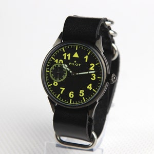 Men&#39;s mechanical Wriswatches Molniya Pilot watch 3602