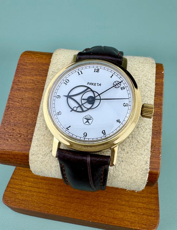 Vintage Raketa Copernicus Gothic Men’s Watch – Soviet Mechanical Wristwatch 2609.HA USSR