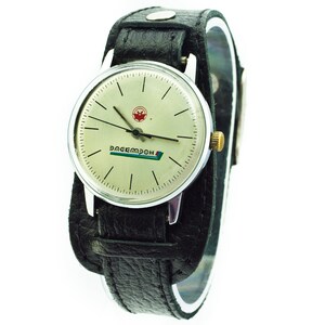 Vintage RAKETA Mechanical Wristwatch, Made in USSR