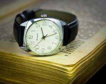 Raketa Watch Mechanical Men's Wristwatches Classic Vintage USSR watch