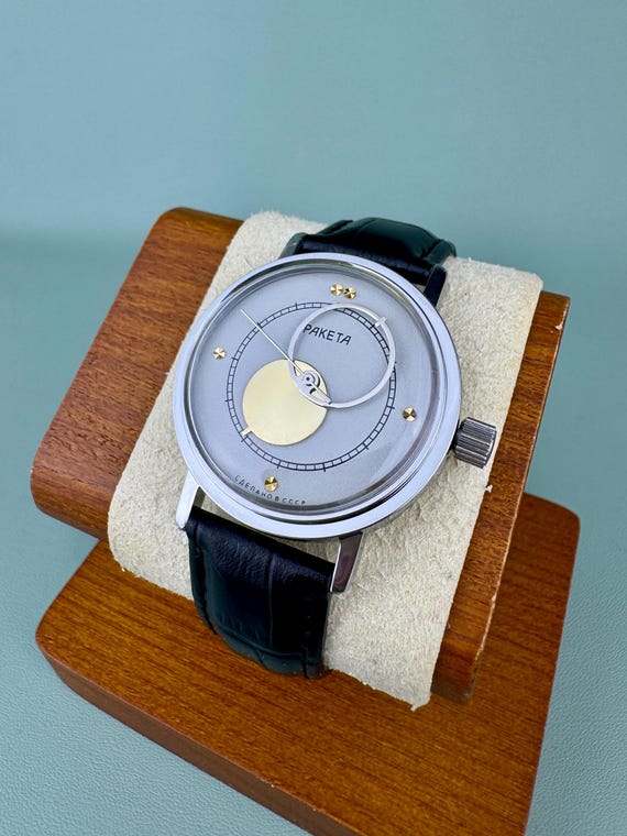 Montre Raketa Copernicus Mécanique Soviétique Vintage - Modèle 2609 - Restaurée - 40 Mm