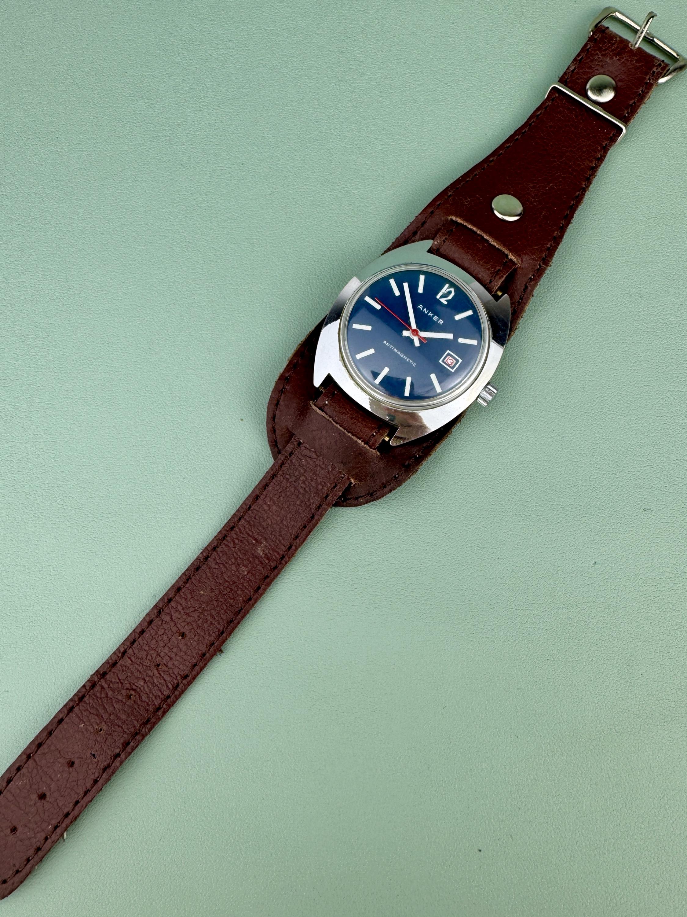 Montre ANKER Pour Homme - Remontage Manuel, Antimagnétique - Style Fonctionnel Et Vintage
