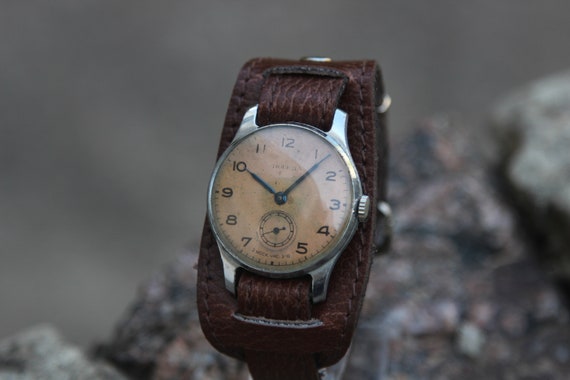 POBEDA Zim Soviet Mechanical Men's Wristwatches C… - image 1