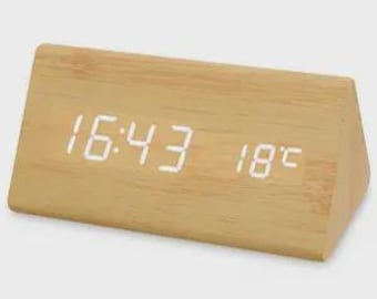 Wood Style Digital Alarm Clock with Temperature and Time Display – USB Powered LED Clock