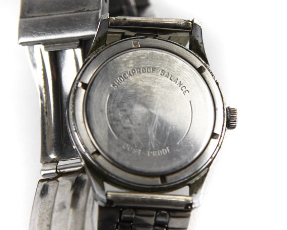 VOSTOK WOSTOK Soviet vintage mechanical wristwatch wa… - Gem