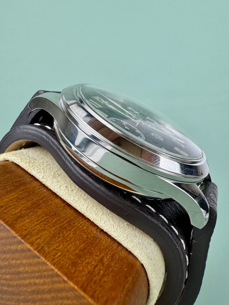 Soviet Chronograph SLAVA Wristwatch men watch 2Chz Big watch image 7