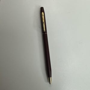 vgt cross century classic matt burgund w gold fill trim Kugelschreiber funktioniert