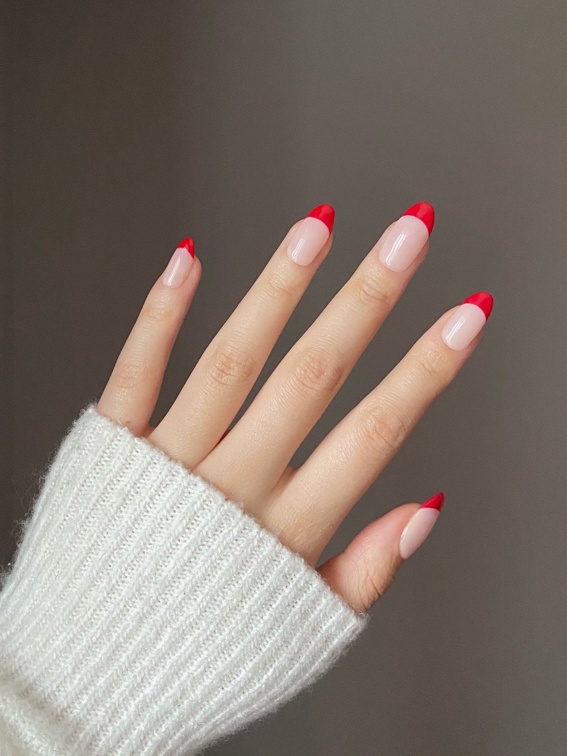 red tip nails