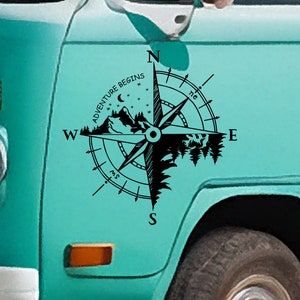 Calcomanía de vinilo de alta calidad "Brújula Aventura Comienza" para tu furgoneta, autocaravana o caravana