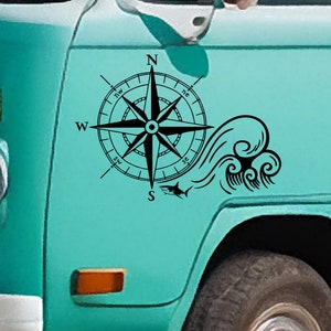 Shark Compass Vinyl Decal - Vinylsticker voor uw busje, camper, caravan, boot en meer