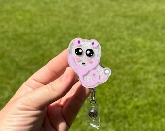 Porta-crachá retrátil para estetoscópio