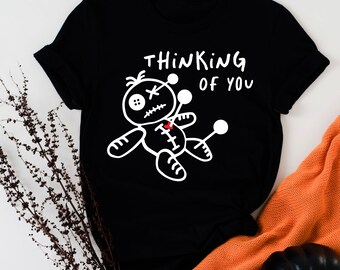 Camiseta de Halloween Vudú: Pensando en ti - Regalo personalizado