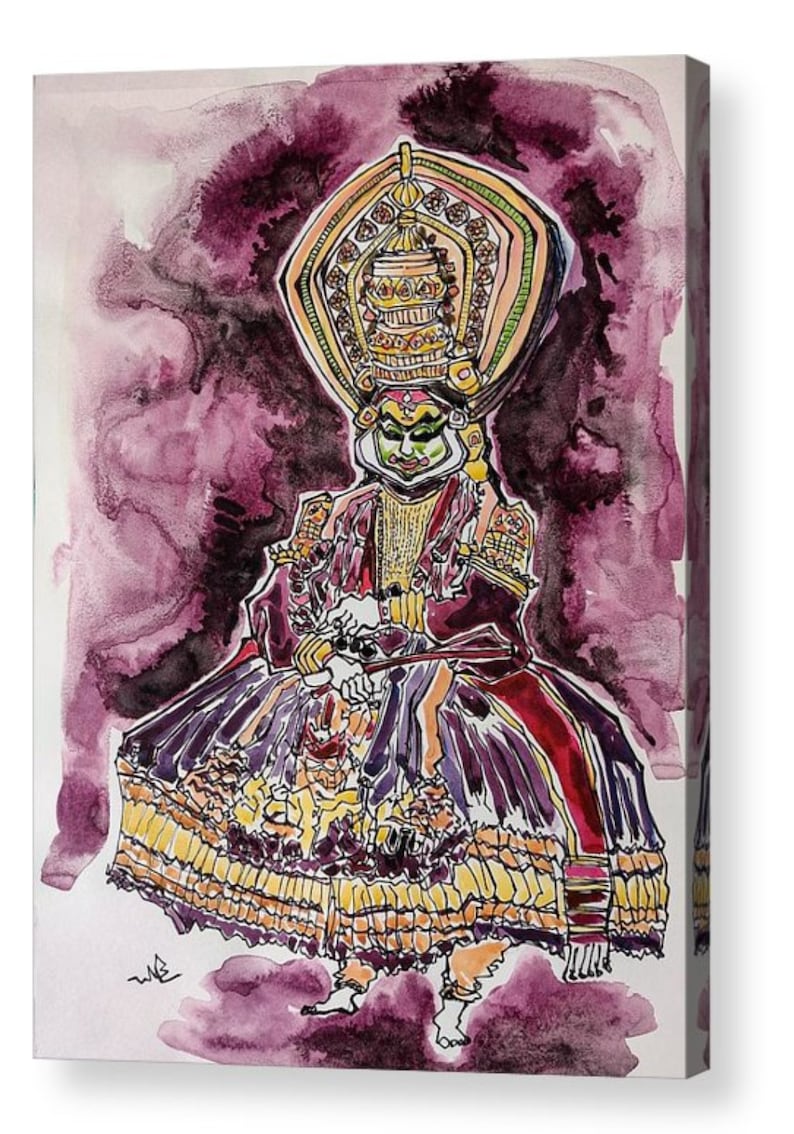 Pu&ograve; includere: Un dipinto ad acquerello di un artista in un costume di danza tradizionale indiano. L'artista indossa un copricapo colorato e una lunga gonna fluida. Lo sfondo &egrave; di un delicato viola.