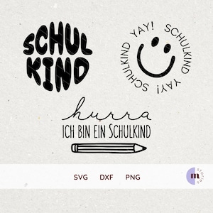 Könnte beinhalten: Ein digitales Design mit drei schwarzen Grafiken auf hellbeigem Hintergrund. Die Designs umfassen die Wörter "SCHUL KIND" in Kreisform, ein Smiley mit "YAY! SCHULKIND" darum und den Satz "hurra ICH BIN EIN SCHULKIND" mit einer Bleistiftillustration.