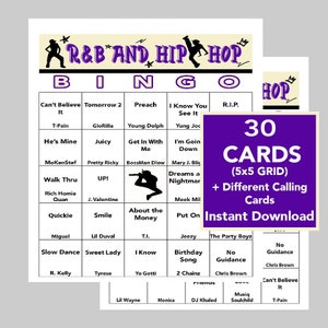 Pu&ograve; includere: Una scheda di bingo di colore viola e bianco con il titolo "R&B and Hip Hop Bingo" e 30 caselle con i nomi di artisti R&B e Hip Hop. La scheda fa parte di un set di 30 schede, con un'etichetta viola e bianca che dice "30 Schede (5x5 Griglia) + Schede di Chiamata Diverse Download Immediato".