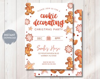 Könnte beinhalten: Weihnachtseinladung zum Kekse dekorieren mit Lebkuchenmännern und festlichen Dekorationen. Die Einladung enthält Datum, Uhrzeit und Ort: Sarah's House, Warren, NJ. Das Design ist in Aquarell gehalten.