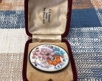 Beautiful 1960’s Hand Painted Porcelain Flower Brooch