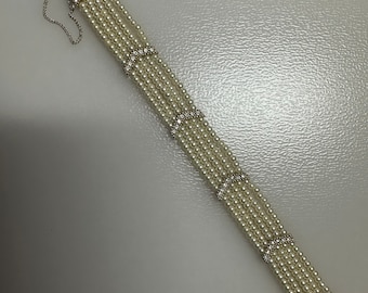 ¡QQQK! ¡Pulsera Ciner Pearl Gold vintage de los años 60!