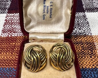 Beautiful Museum of Fine Art (MFA) Clip-On Gold Tone Earrings