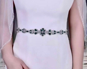 Green Crystal Bridal Belt Floral Pearl Wedding Sash Dark Green Rhinestone Belt Bridesmaid Party Gift Rustic Wedding Bridal Shower Accessory