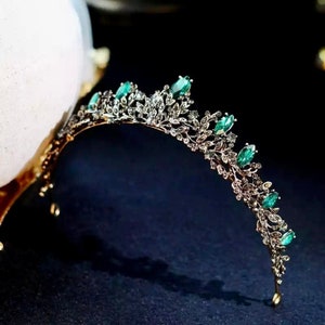 Emerald Green Wedding Tiara Emerald Bridal Tiara,Emerald Gothic Crown,Wedding HeadFor Brides,Crystal Bridal Tiara,Emerald Bridal Jewelry