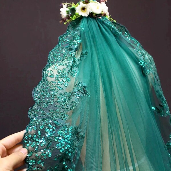 Floral Glitter Emerald Green Bridal Veil with Comb, One Layer Embroidered Fingertip Veil, Floral Shoulder Wedding Veil, Green Wedding Dress