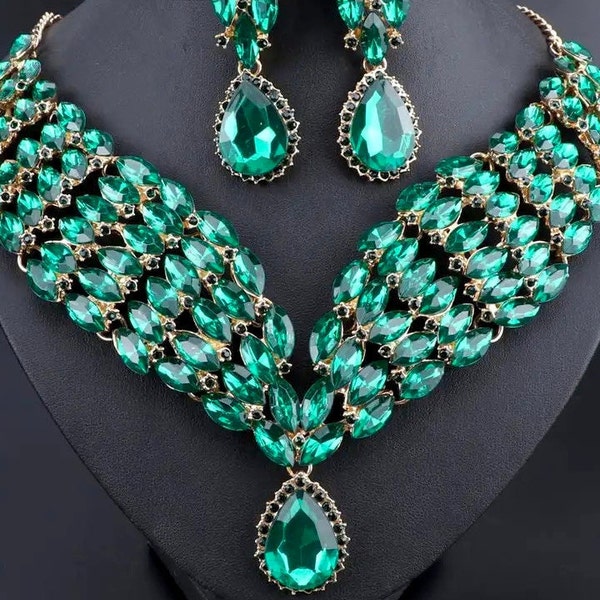 Emerald Pendant Costume Jewelry Etsy