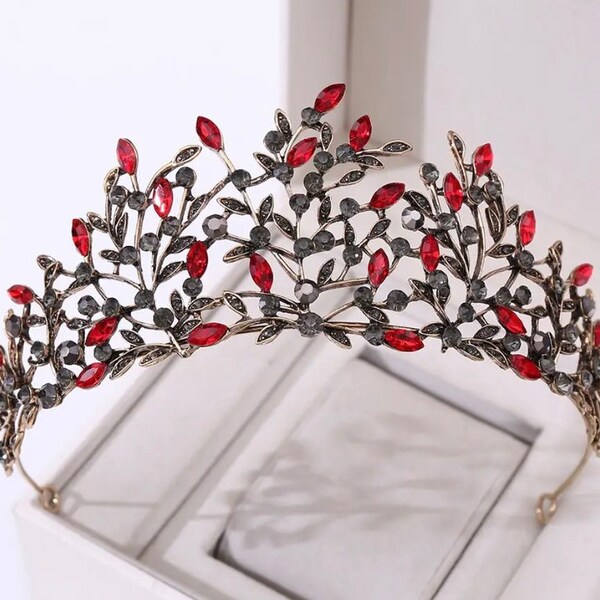 Red Leaf Baroque Crown, Gothic Wedding Tiara, Red Wedding Hair Piece, Crystal Wedding Headband, Red Queen Tiara, Red Hair Jewelry, Hair Vine