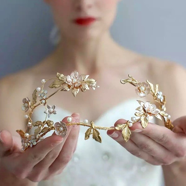 Tiara nupcial floral/vid de pelo nupcial de hoja de oro/tocado nupcial de oro/corona nupcial de perla/tiara de boda floral/corona de boda floral