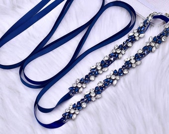 Ceinture nuptiale bleu marine à feuilles minces, ceinture de mariage en argent cristal, bijoux de robe de mariée bleue, cadeau de douche nuptiale, ceinture florale, bijoux de bal bleu