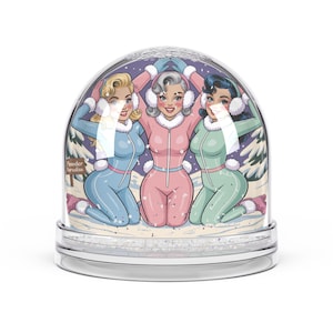 Vintage Holiday Snow Globe, Christmas Decor, Retro Gift, Winter Wonderland, Home Decoration, Nostalgic Keepsake