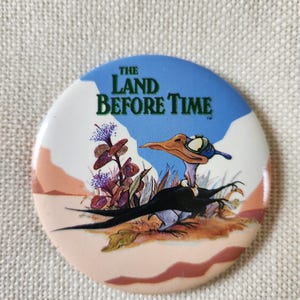 Vintage 1988 Land Before Time Petrie Pin Button