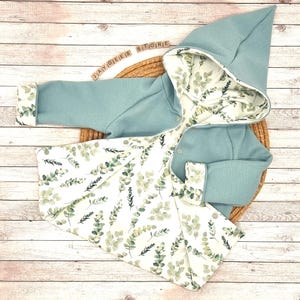 Reversible baby jacket / gift for boys and girls / jacket with pointed hood / baby jacket in waffle knit / baby jacket in eucalyptus pattern