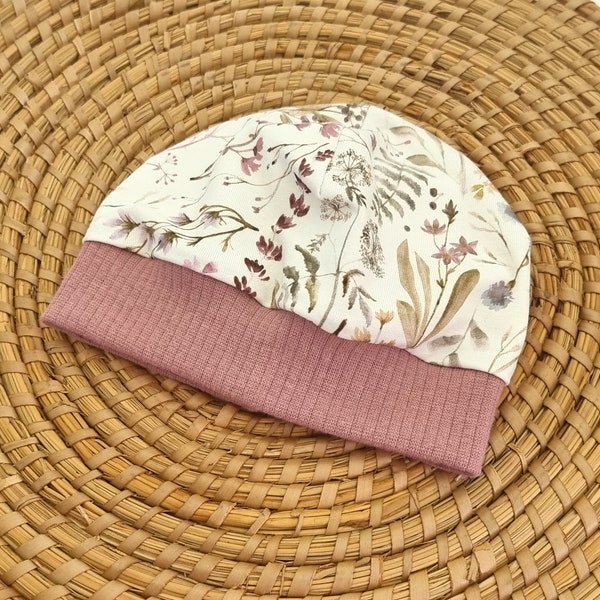 Sommer/Wintermütze nach Wünsch mit Namen "Blümchen weiß-rosa" Mütze mit Bündchen, Wintermütze, Sommermütze, Babymütze,Personalisierung