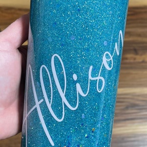 Bicchiere sottile da 30 once con glitter e granelli di glitter grossi / Personalizza