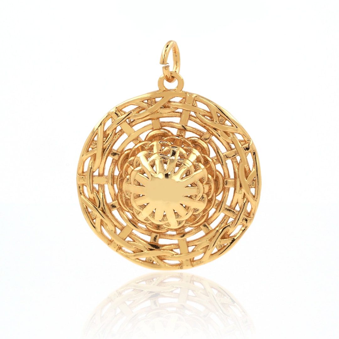 Straw Hat Pendant, Straw Hat Necklace, 18k Gold Filled Hat Pendant