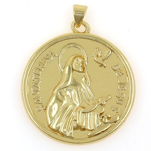 2PCS 18K gold plated Our Lady pendant Guadalupe round pendant Our Lady pendant religious jewelry DIY jewelry