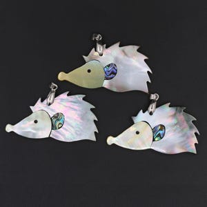 Light luxury abalone shell pendant hedgehog pendant mother-of-pearl inlaid abalone shell inlaid pendant DIY jewelry