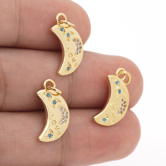 Collana con ciondolo a forma di luna e stella in zirconia cubica