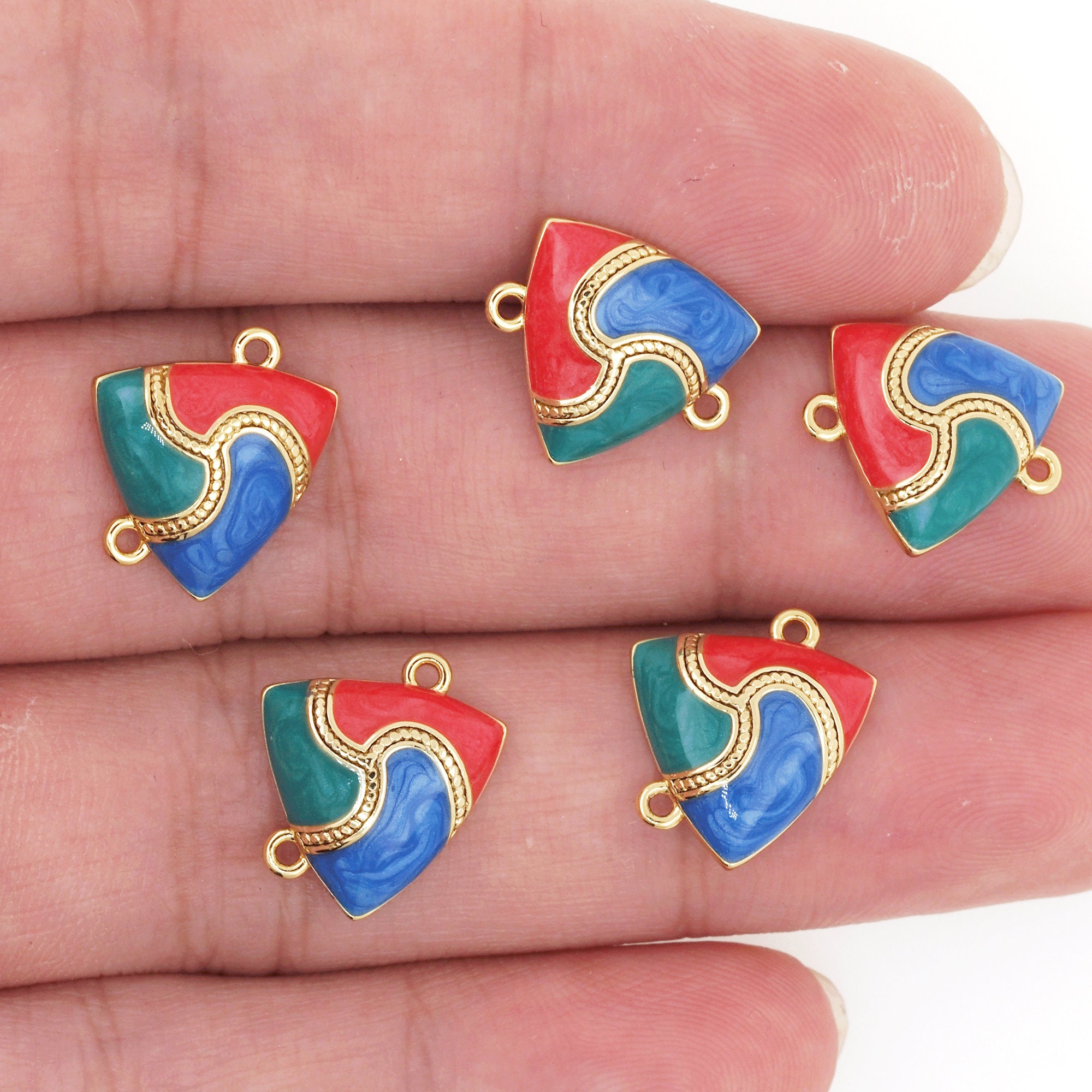 トライアングルコネクター、トライアングルチャーム、キュービック