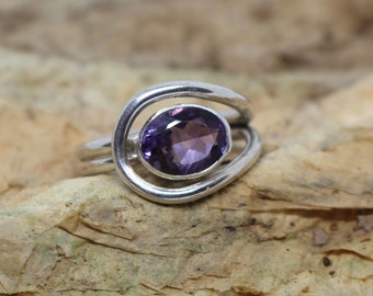 silver ring with amethyst