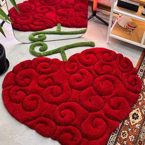 Alfombra de mechones 3D con temática de anime, hecha a mano, mullida, regalo para fans del anime, de felpa, con forma de corazón.