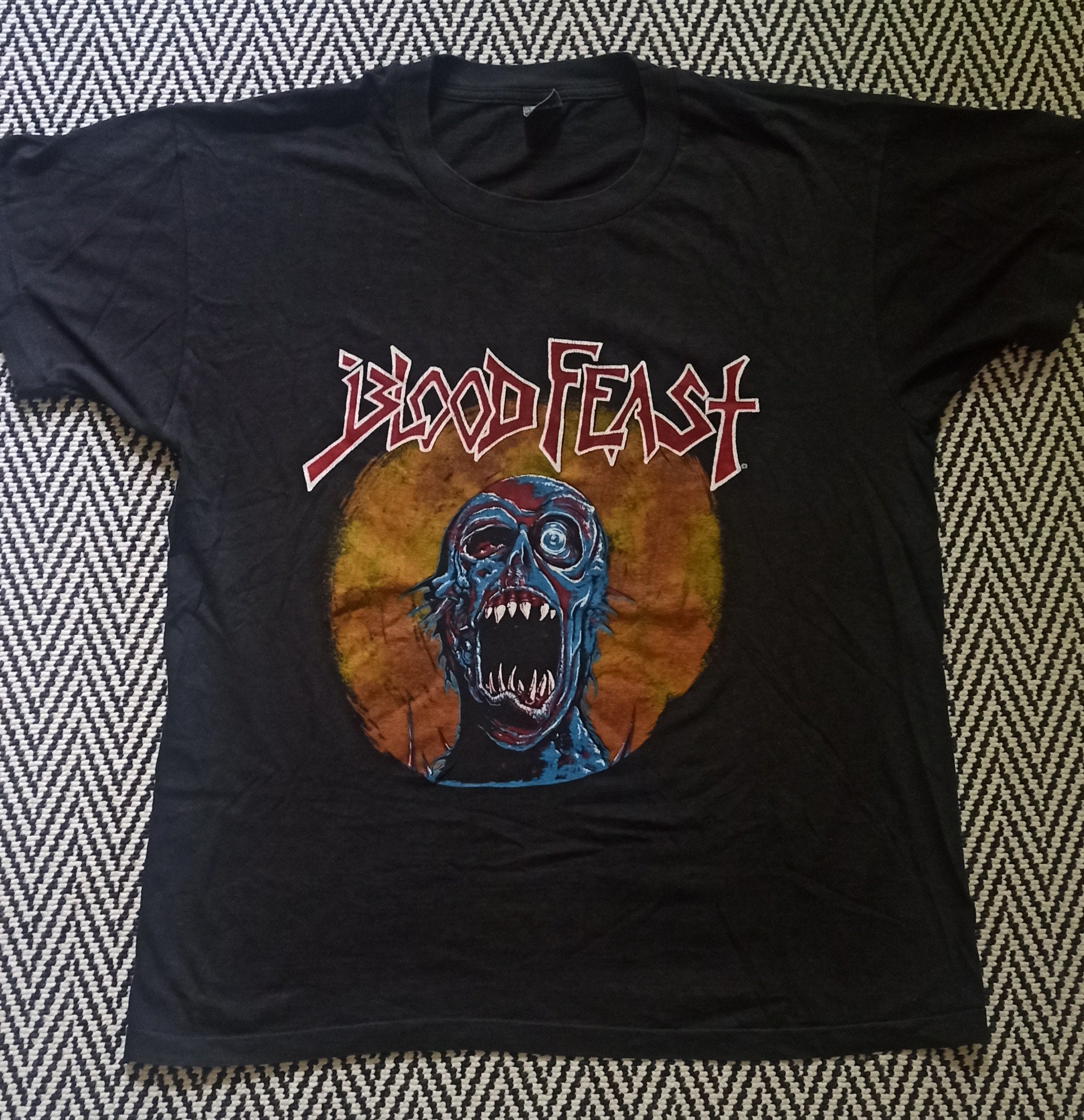 ミュージシャン blood feast vintge slayer llica il_fullxfull.6047575358_78vw.jpg
