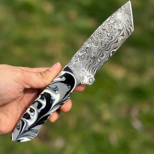 Custom Hand Forged Damascus Steel Skinner Fix Blade Knife