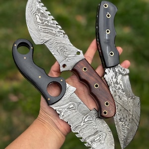 Custom Forged Tactical Hunting Damascus Steel Tracker Knife