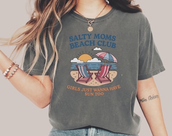 Maglietta da mamma da spiaggia per gli amanti dell'estate, maglietta per mamme grintose, t-shirt da beach club, regalo per ragazze che vogliono solo prendere il sole, divertente maglietta da mamma da spiaggia, design della t-shirt