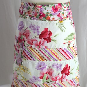 Half apron in spring floral cotton prints.